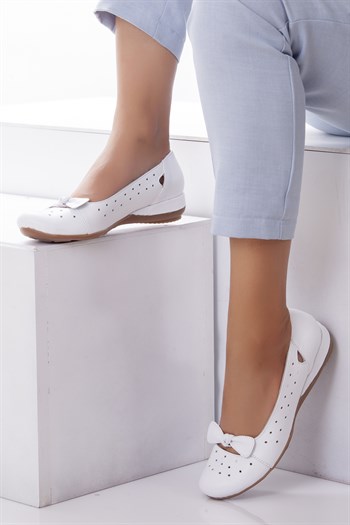 Deripabuc Hakiki Deri Beyaz Kadın Deri Ayakkabı